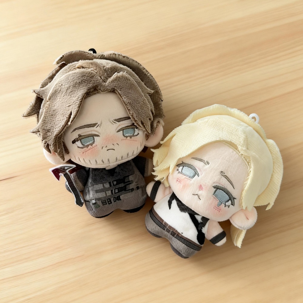 Peluche Cosplay Leon Scott Ken - Home Decor Games recensione e prezzo